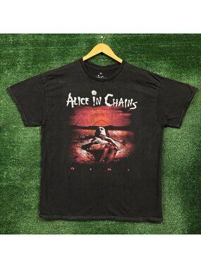 Alice in Chains Dirt Est 1987 Rock Band Mineral Wash T-Shirt Size Extra Large
